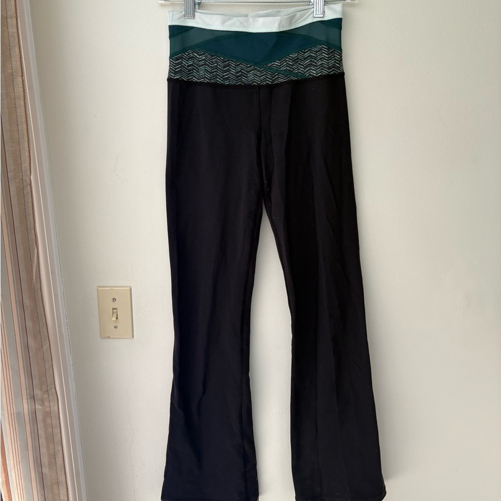 lululemon flare leggings!